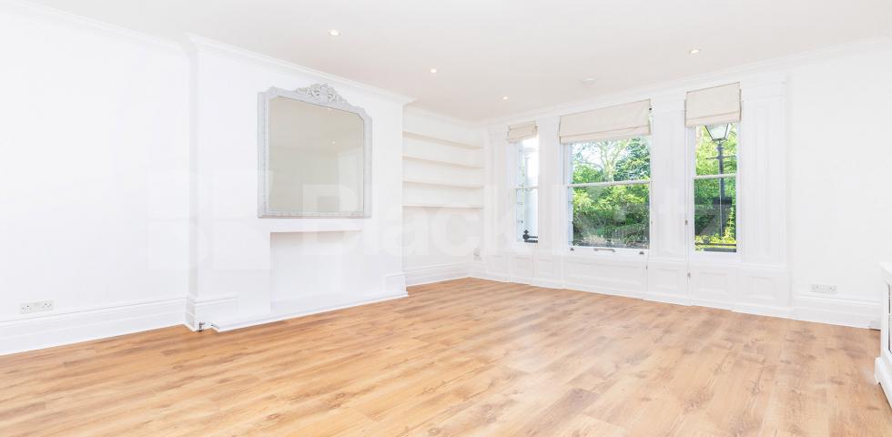 Amazing two bed with private garden and being a stoes throw to Primrose Hill. St Georges Terrace, Primrose Hill / Camden 